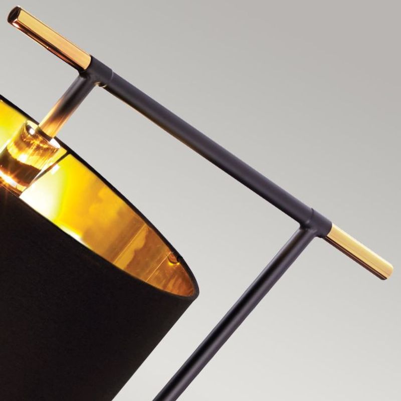 Balance - Gulvlampe, sort med polert messing